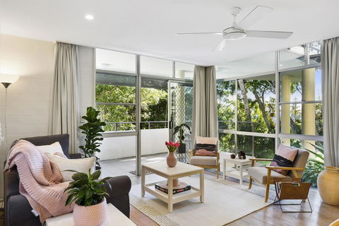 Noosa Heads Beach Comfort - Unit 3 Yaringa, 29 Noosa Drive - Australian Directory 0