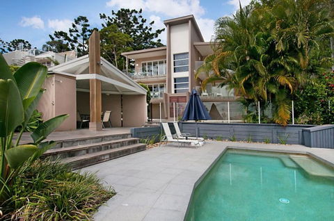 Noosa Penthouse Close To Hastings Street - Unit 2 Vue, 28 Edgar Bennett Ave - Australian Directory 3