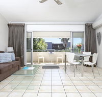 Noosa Retreat - Australian Directory