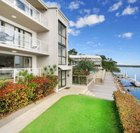 Noosa Shores Apartment 10 - Australian Directory