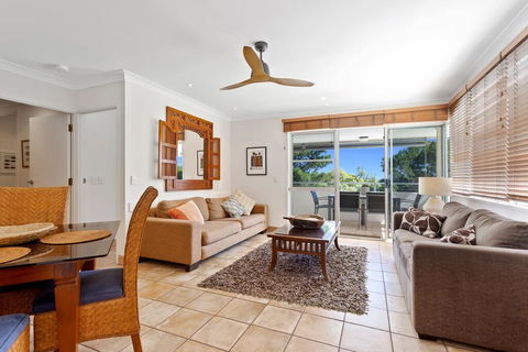 Noosa Unit - Australian Directory 0