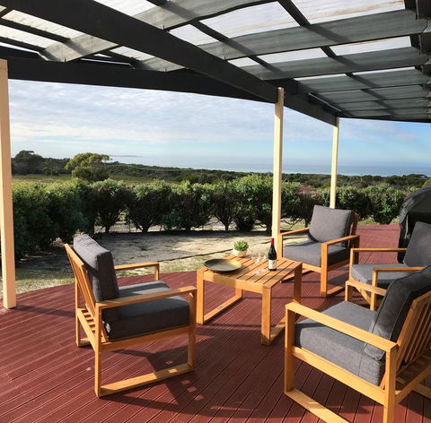 NOR'EAST Beaumaris - Australian Directory 0