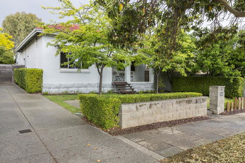 North Cottesloe Cottage - Australian Directory 2