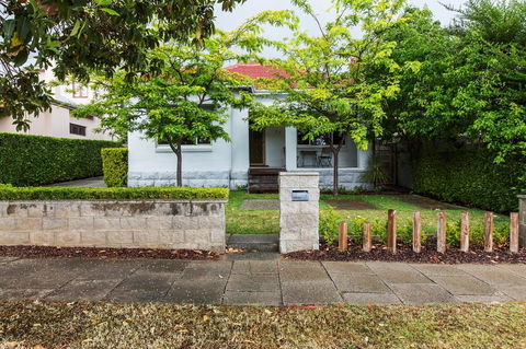 North Cottesloe Cottage - Australian Directory 0