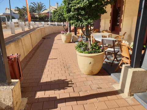 Northampton Motor Hotel - Australian Directory 3