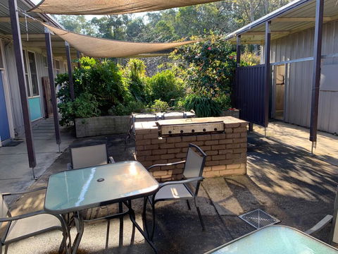 Nowa Nowa Hotel Motel - Australian Directory 3