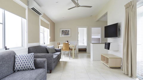NRMA Stockton Beach Holiday Park - Australian Directory 3