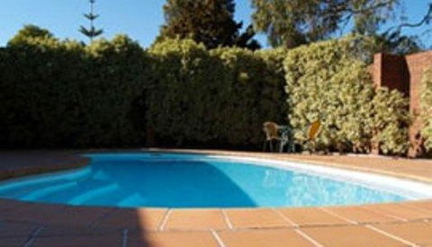 Nunawading Motor Inn - Australian Directory 1