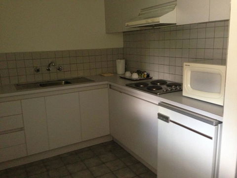 Nunawading Motor Inn - Australian Directory 2