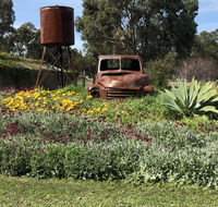 Nutcrackers Lodge - Australian Directory