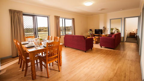 Nutkin Lodge - Australian Directory 0