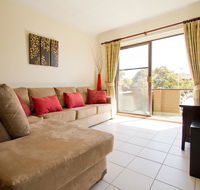Oaks apartment at dee why beach - Australian Directory