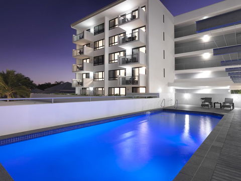 Oaks Mackay Carlyle Suites - Australian Directory 2