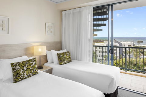 Oaks Sunshine Coast Seaforth Resort - Australian Directory 3