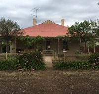 Oakwood Cottage - Australian Directory