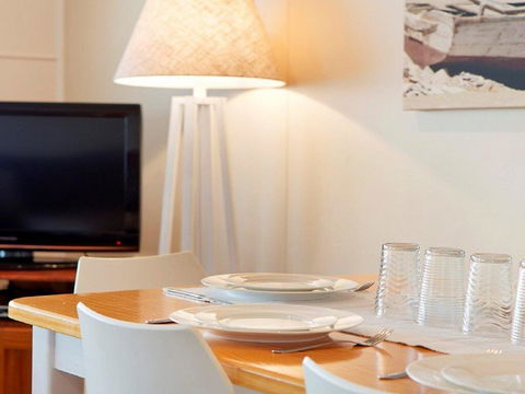 Ocean Blue Apartment Two - Oceanfront Apartment - Australian Directory 1