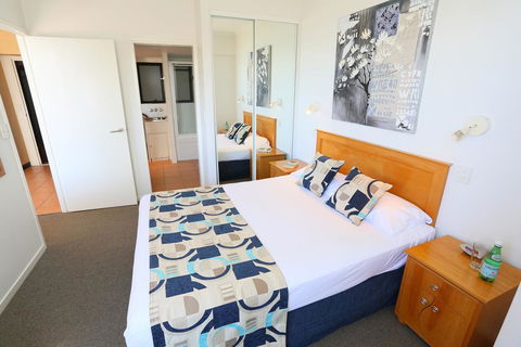 Ocean Boulevard - Australian Directory 2