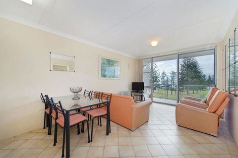 Ocean Court 8 13 Lord Street - Australian Directory 2