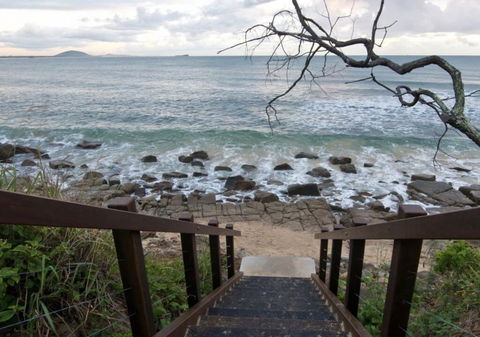 Ocean Court Yard - Australian Directory 1