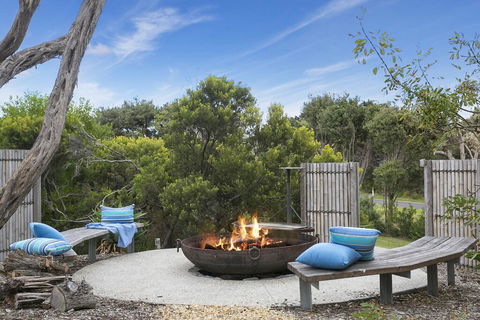 Ocean Luxe Retreat Luxury House With Pool, Tennis Court, Fireplace, Walk To Beach - Australian Directory 3