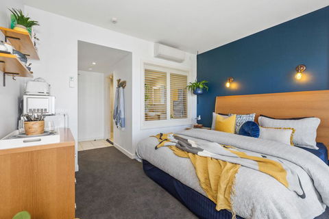 OCEAN RETREAT ON SALT 5203 - Australian Directory 1