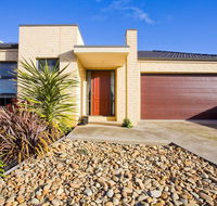 Ocean View Crescent 59 - Australian Directory