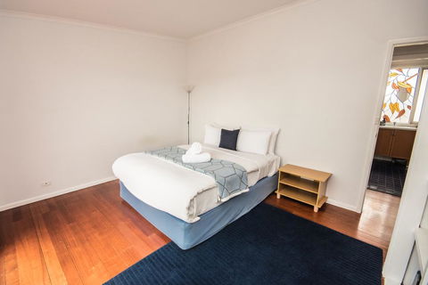Ocean View Getaway - Australian Directory 3