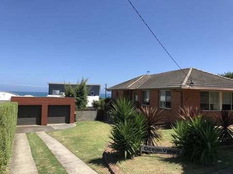 OCEAN VIEWS - Australian Directory 0