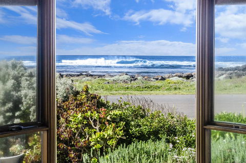 Ocean Vista - Australian Directory 2