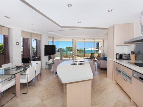 Oceans 201 By G1 Holidays - Australian Directory 3