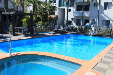 Oceanside Hawks Nest - Australian Directory 0