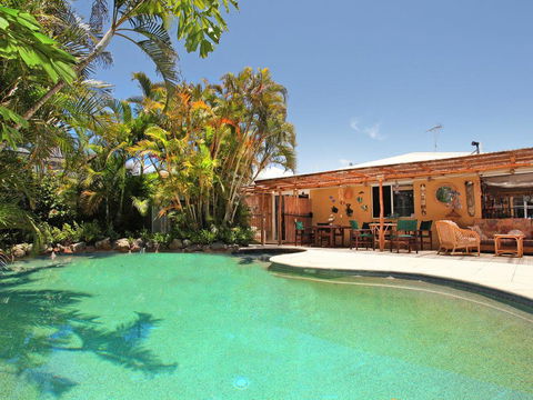Okinja 71 - Tropical 4 BDRM Home With Pool - Australian Directory 0