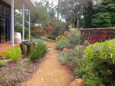 Old Dairy Cottage - Australian Directory 3