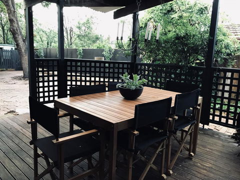 Old Railway Cottage - Australian Directory 2