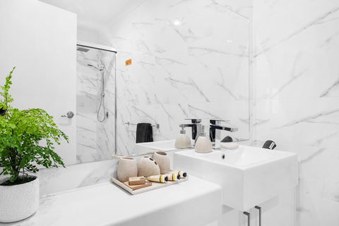 Olinda Deluxe Apartment B1 - Australian Directory 2