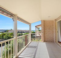 Orient Lane on Kingscliff Hill - Australian Directory