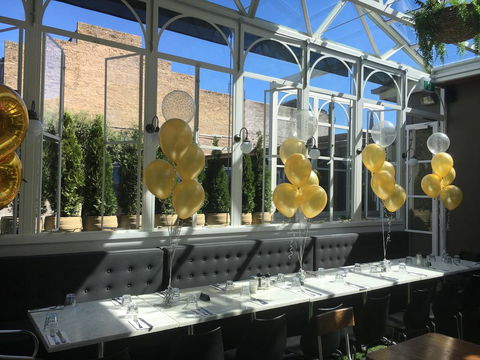 Oscars Hotel And Cafe Bar - Australian Directory 1