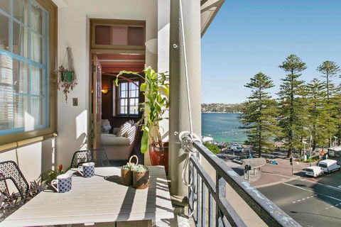 Oversized Manly Penthouse With 180 Ocean Views - Australian Directory 0