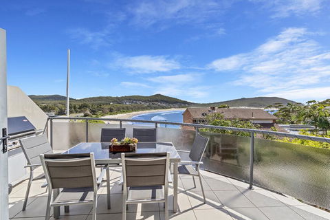 Pacific Drive 14 - Fingal Bay - Australian Directory 0