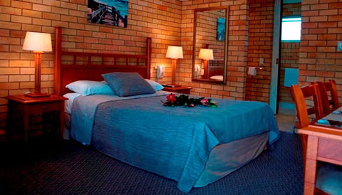 Pacific Paradise Airport Motel - Australian Directory 0