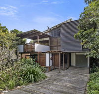 Pandanus Retreat - Australian Directory