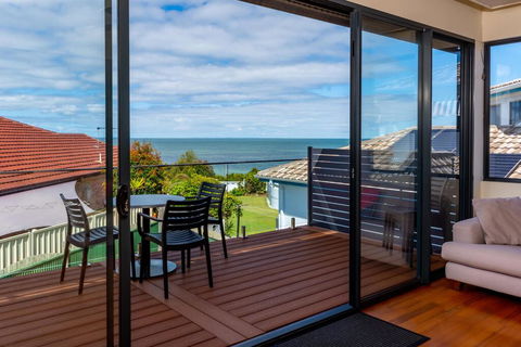 Panoramic Views From Private Roof Top Deck - Australian Directory 2
