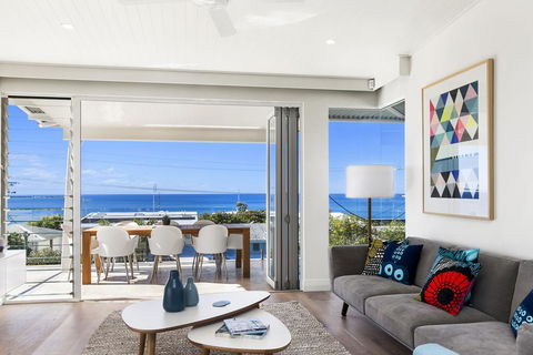 Paperbark A - Luxury Duplex In Sunshine Beach - Australian Directory 0