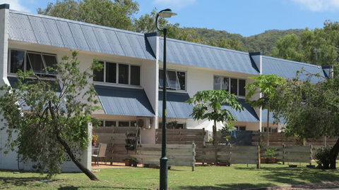 Paradise Apartments Unit 4 - Australian Directory 0