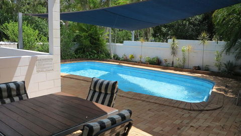 Paradise Apartments Unit 4 - Australian Directory 2