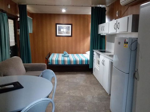 Paringa Caravan Park - Australian Directory 2