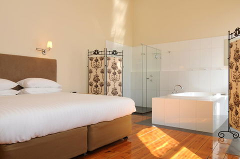 Park Hotel - Australian Directory 2