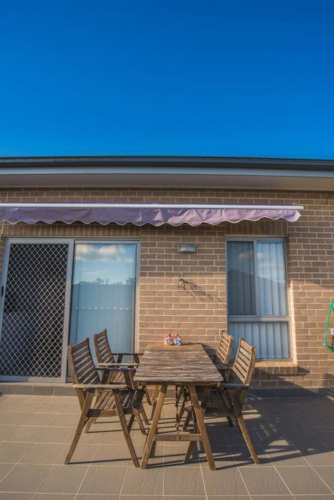 PEACEFUL 2Kingbed RootyHill Townhouse Near Station - Australian Directory 3