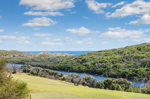 Pearl River Houses - Australian Directory 1