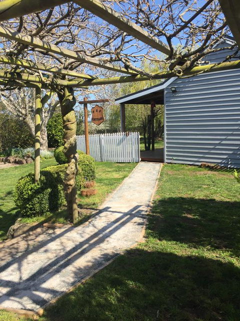Peg Cottage - Australian Directory 1